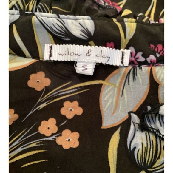 Willow & Clay Women’s Sheer Long Sleeve Ruffled Blouse Size Small - Picture 2 of 7